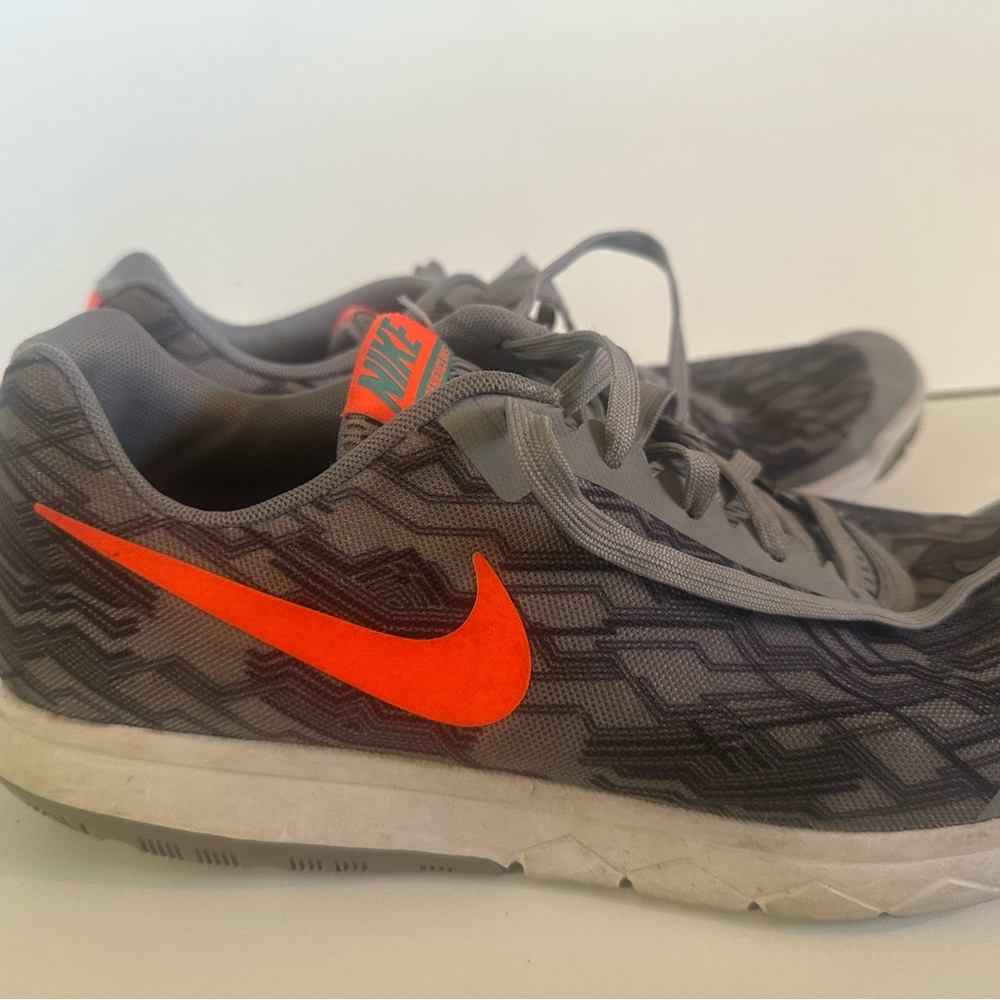 Nike Men's Gray and Orange running Athletic Sneakers size 11
